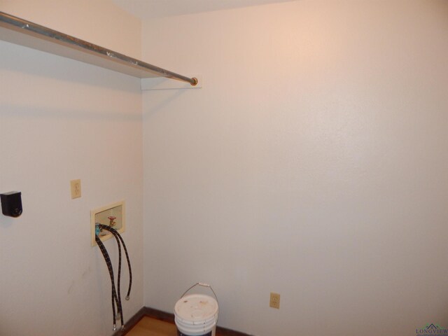 2231 W Stae Highway 154, Gilmer, TX 75644 - clothes washing area with washer hookup and laundry area