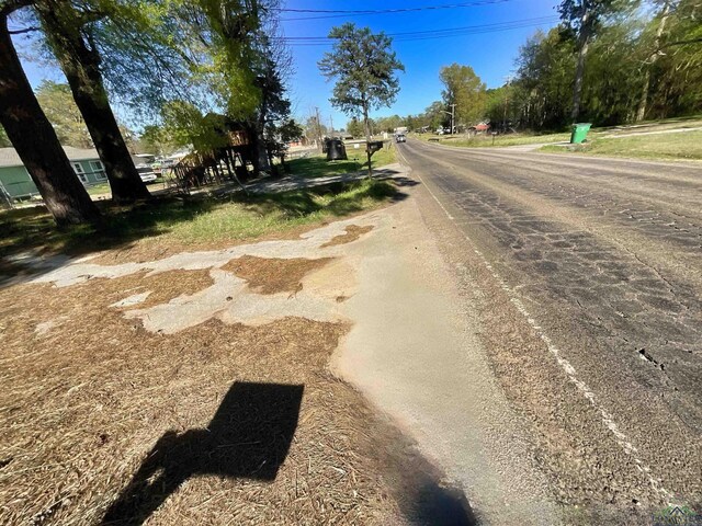 1004 W Sabine St, Carthage, TX 75633 - photo 35