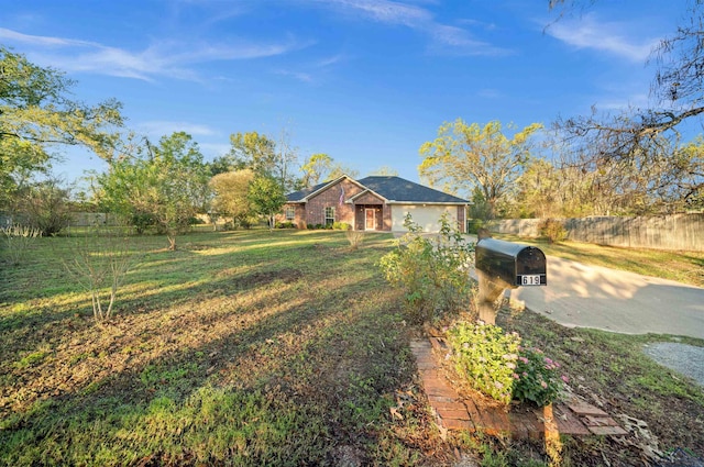 view of front of house with a front lawn