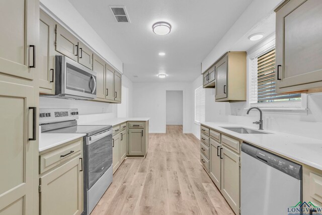 688 Inwood St, Mineola, TX 75773