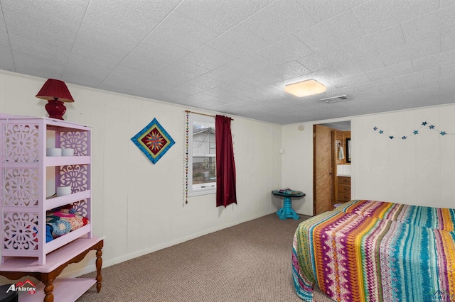 bedroom featuring carpet flooring