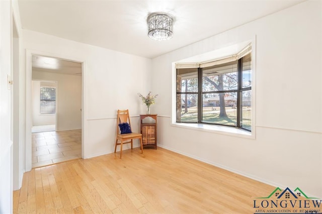 354 Royal Cir, Whitehouse, TX 75791 - living area featuring wood finished floors and baseboards