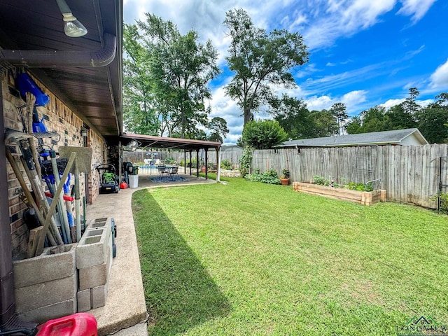 902 Warren Dr, Marshall, TX 75672 - fenced backyard featuring a patio