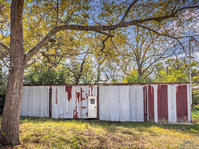 view of outbuilding