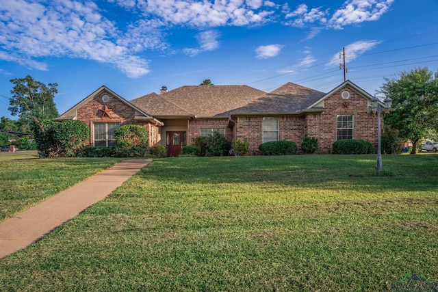 801 Briar Cove Dr, Gladewater, TX 75647 - photo 2