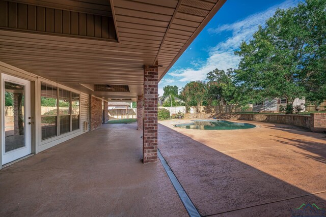 801 Briar Cove Dr, Gladewater, TX 75647 - photo 6