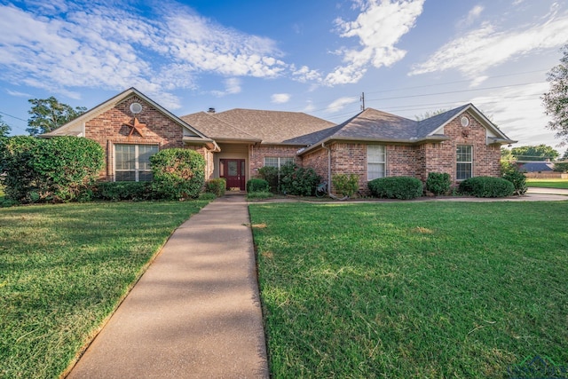 801 Briar Cove Dr, Gladewater, TX 75647 - photo 3