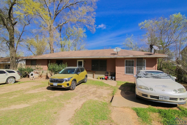413 W Hughes St, Longview, TX 75602 - photo 1
