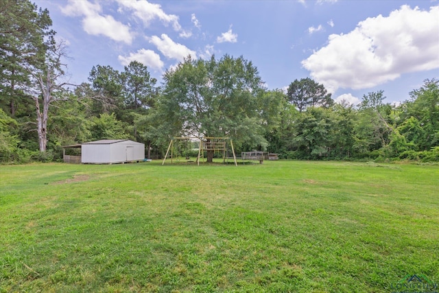223 Circle Ridge Dr, Gilmer, TX 75645 - view of green lawn