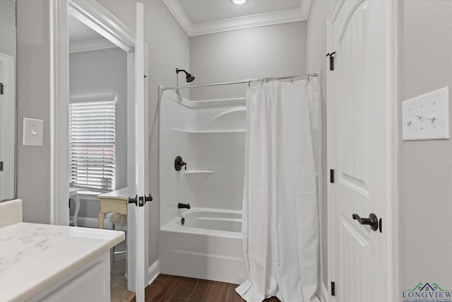 223 Circle Ridge Dr, Gilmer, TX 75645 - bathroom with crown molding, wood finished floors, shower / bath combo, vanity, and baseboards