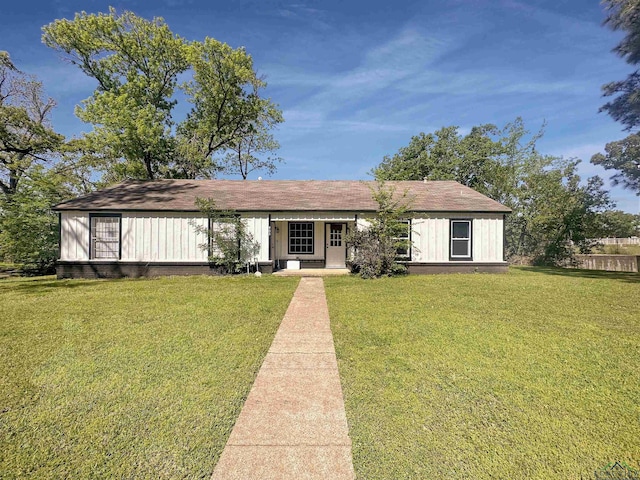 403 Church, Winnsboro, TX 75494 - view of front of property with a front yard