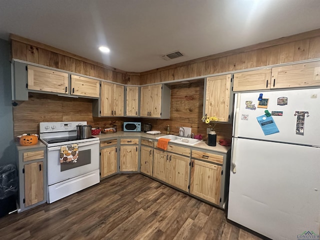 403 Church, Winnsboro, TX 75494 - kitchen with white appliances, light countertops, visible vents, and a sink