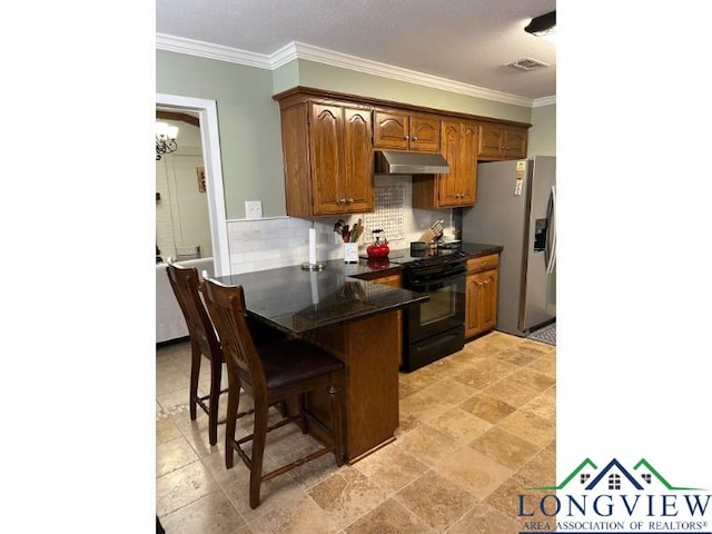 1203 Tiffany Ln, Longview, TX 75604 - kitchen featuring black range with electric stovetop, stainless steel fridge with ice dispenser, under cabinet range hood, dark countertops, and a peninsula