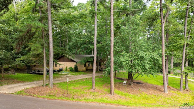 view of front of house with a front yard