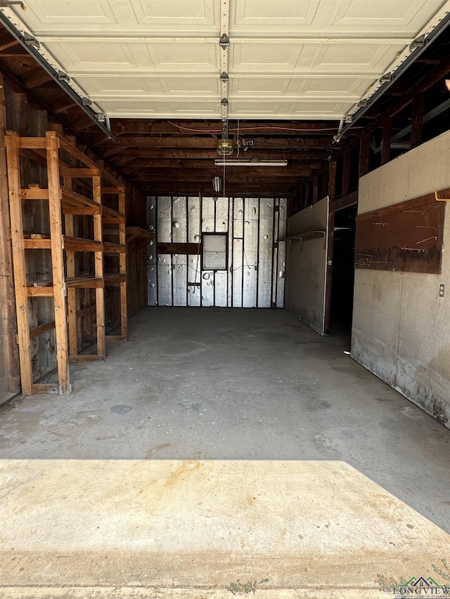 1258 County Road 4202, Daingerfield, TX 75638 - view of garage