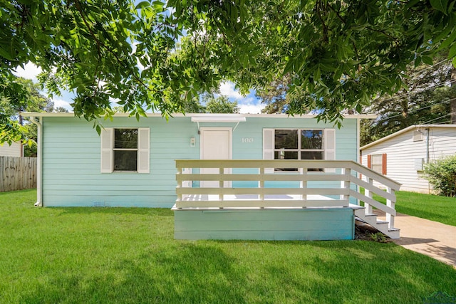 100 Dickson Ct, Kilgore, TX 75662 - view of front of home