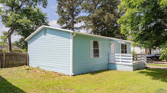 100 Dickson Ct, Kilgore, TX 75662 - view of side of property
