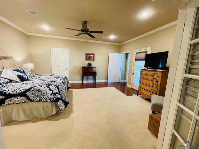 1928 Eastwood Dr, Henderson, TX 75652 - bedroom with recessed lighting, wood finished floors, crown molding, baseboards, and a ceiling fan