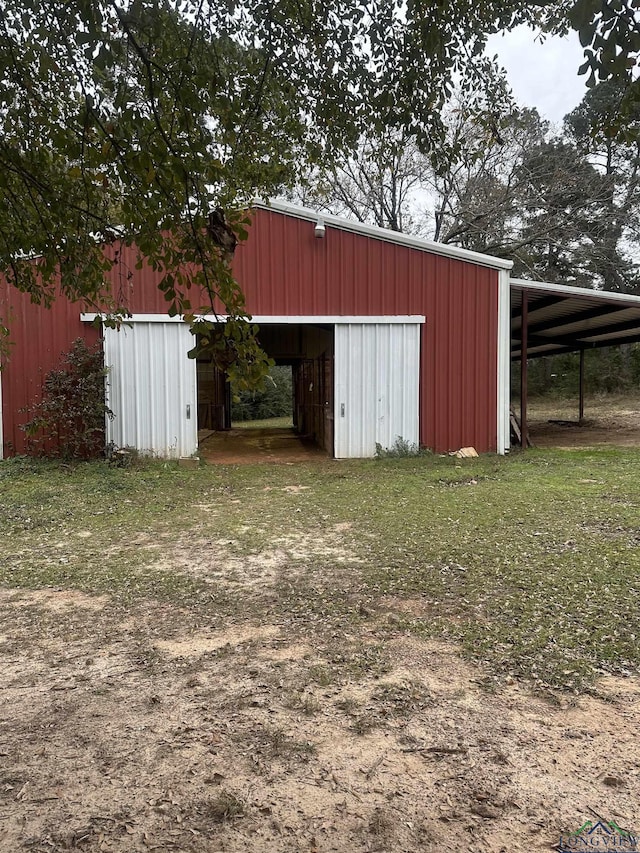 view of outdoor structure