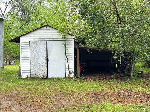 308 E 14th St, Mount Pleasant, TX 75455 - view of shed