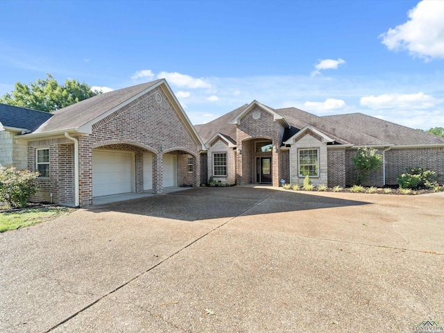 view of front of house featuring a garage