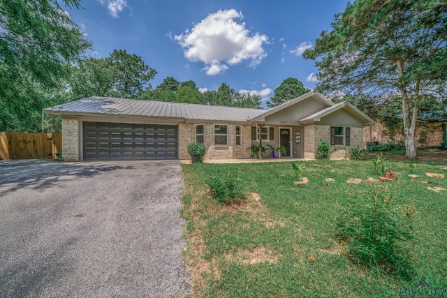 1095 Melinda Ln, Tatum, TX 75691 - photo 2
