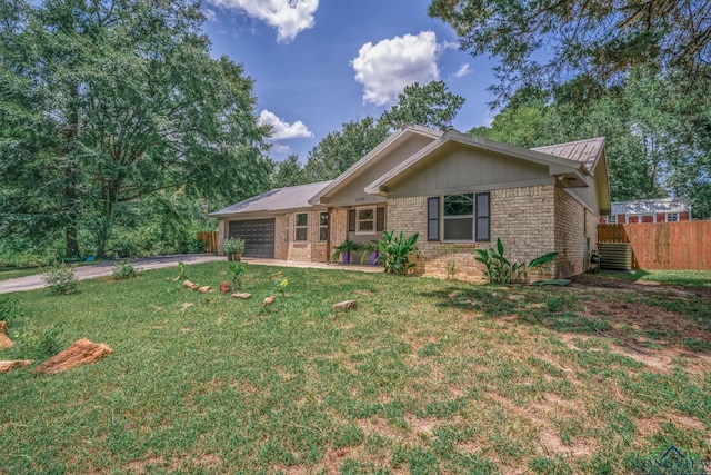 1095 Melinda Ln, Tatum, TX 75691 - photo 3