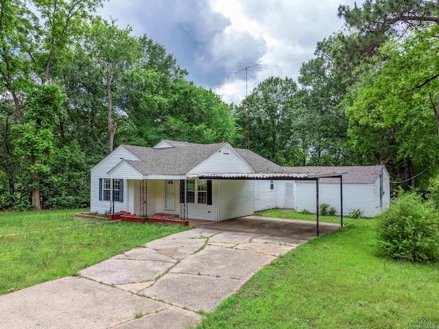215 S Sidney St, Longview, TX 75602 - single story home featuring a front lawn, driveway, a shingled roof, and a porch