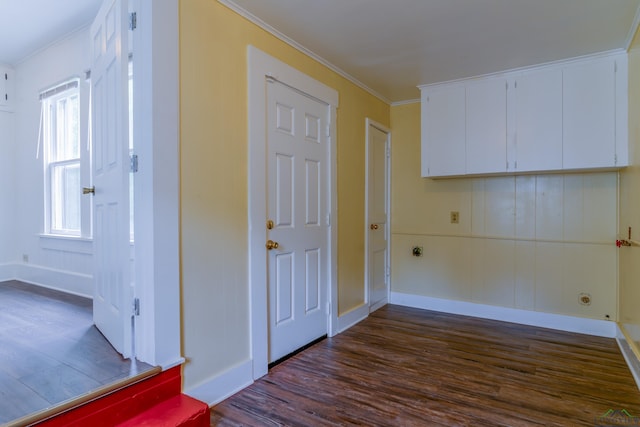 215 S Sidney St, Longview, TX 75602 - empty room with dark wood-style flooring, baseboards, and crown molding