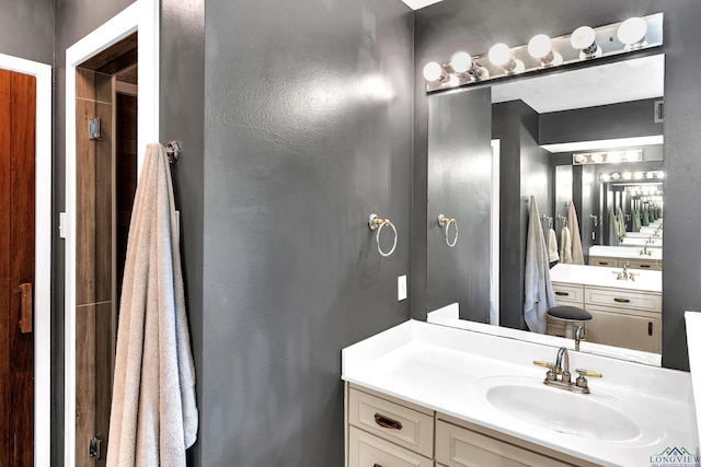 414 Harper Dr, Marshall, TX 75672 - full bath with vanity