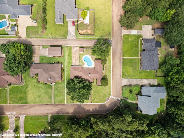 1307 Spring Tree Ln, Kilgore, TX 75662 - aerial view of a pool