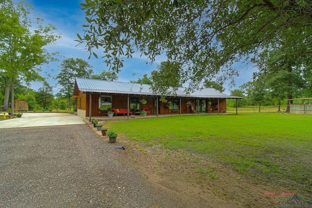 view of front of home with a front yard