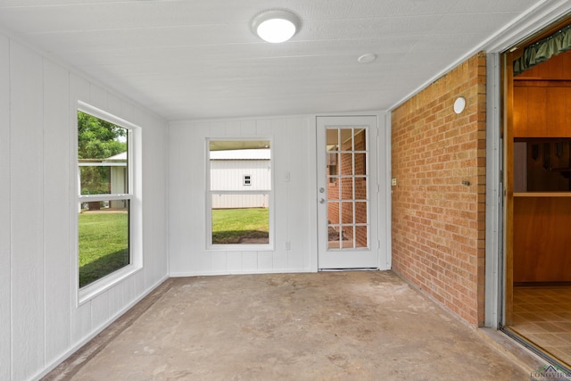 view of unfurnished sunroom