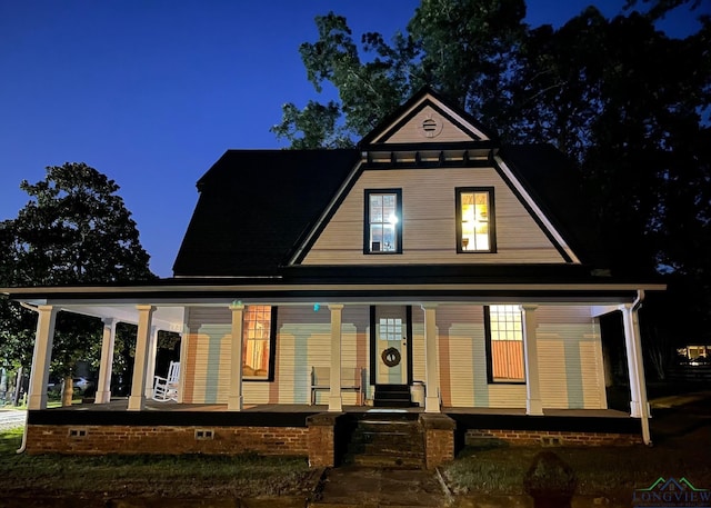 view of front of house featuring a porch