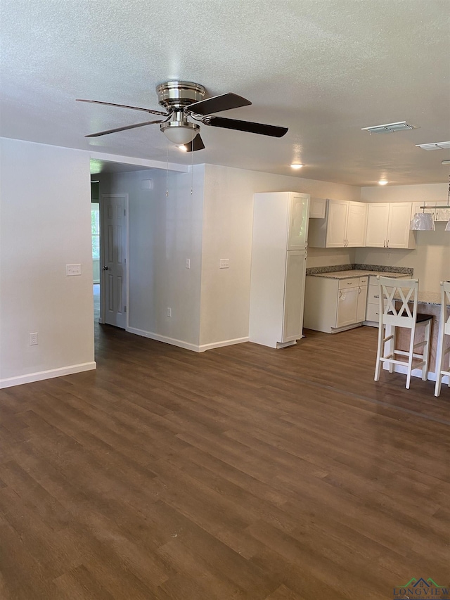 300 E Peak St, Daingerfield, TX 75638 - photo 3