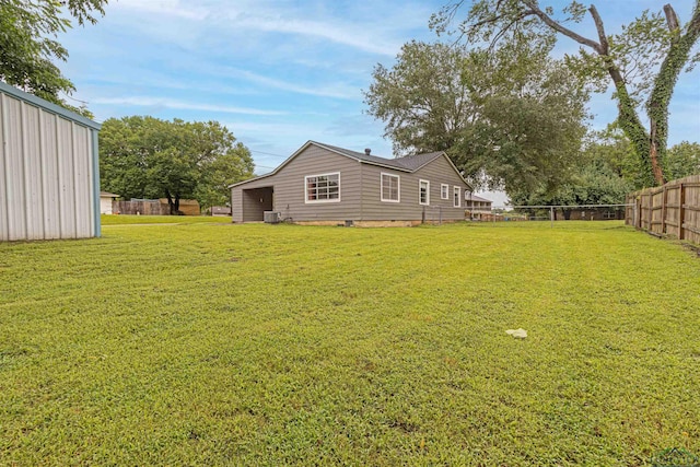524 N College St, Lindale, TX 75771 - view of yard