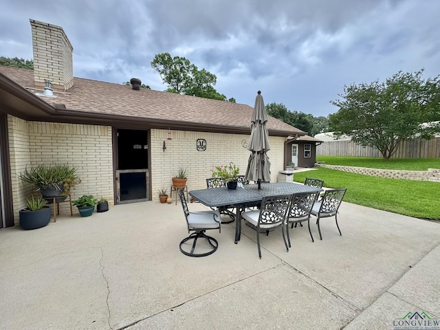 3201 Restview St, Longview, TX 75605 - view of patio / terrace with outdoor dining space