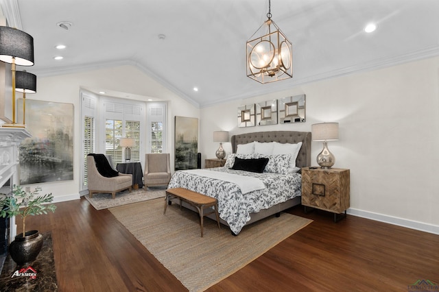 bedroom featuring vaulted ceiling, dark hardwood / wood-style floors, an inviting chandelier, and ornamental molding