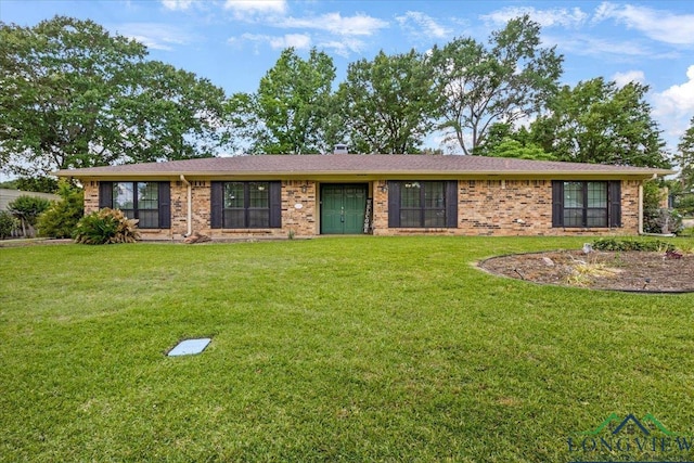 1611 Springdale St, Longview, TX 75604 - single story home with a front yard and brick siding