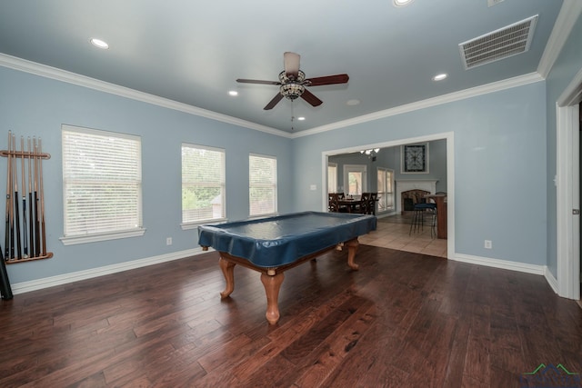 rec room with ceiling fan, crown molding, dark hardwood / wood-style floors, and pool table