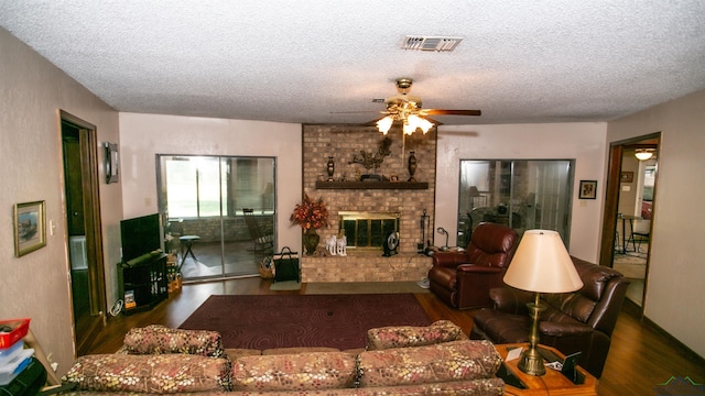 242 W Victoria Woods St, Waskom, TX 75692 - photo 3