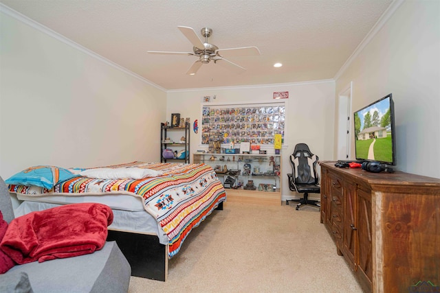 bedroom featuring ceiling fan, light carpet, ornamental molding, and recessed lighting