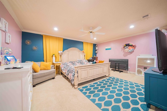 bedroom with recessed lighting, visible vents, carpet floors, crown molding, and ceiling fan
