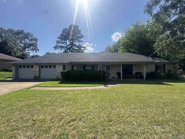 3713 Mark Dr, Spring Hill, TX 75604 - photo 1