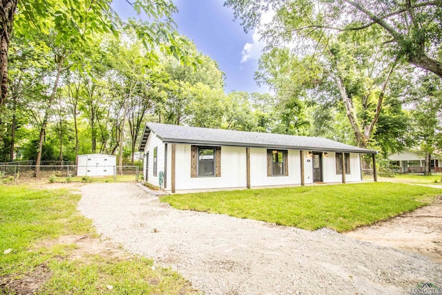 290 Randolph St, Waskom, TX 75692 - photo 25