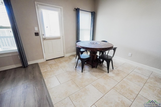 1126 Ruddy Duck, New Braunfels, TX 78130 - dining room featuring baseboards