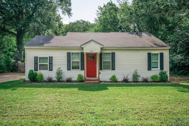 1021 N Montgomery St, Gilmer, TX 75644 - ranch-style home featuring entry steps and a shingled roof