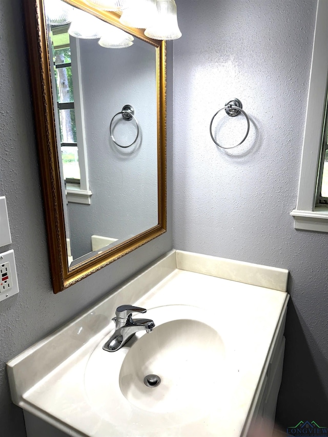 909 Stewart St, Atlanta, TX 75551 - bathroom featuring vanity