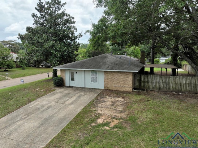 exterior space featuring a lawn