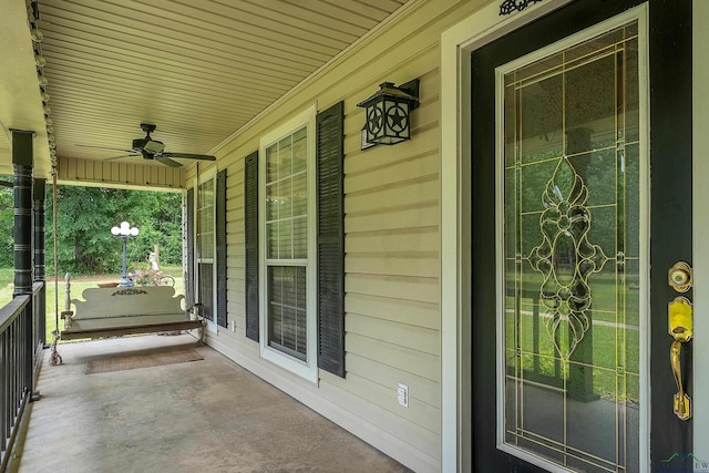 view of patio / terrace with a porch and ceiling fan